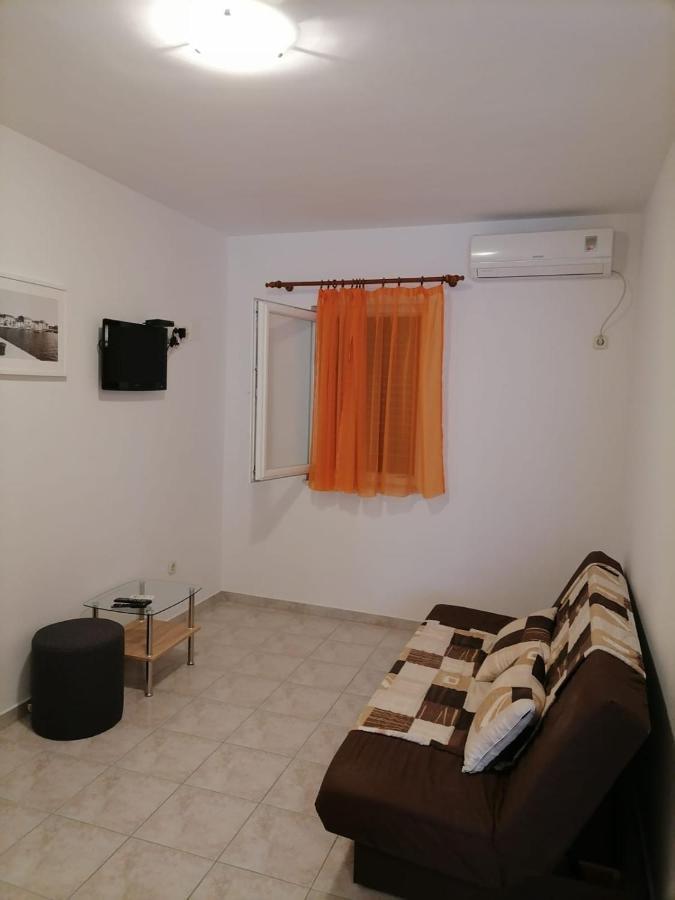 Apartmani Gajeta Biograd Na Moru Exterior photo
