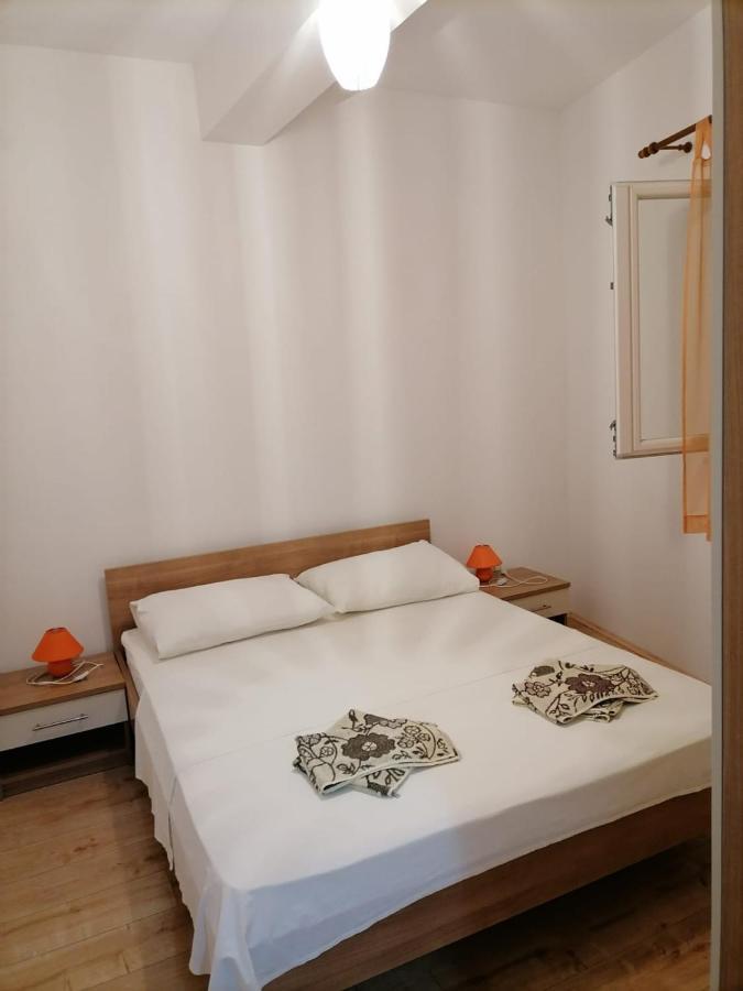 Apartmani Gajeta Biograd Na Moru Exterior photo