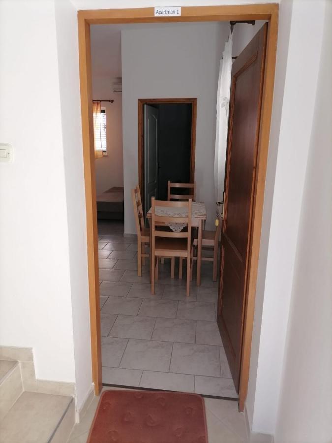 Apartmani Gajeta Biograd Na Moru Exterior photo